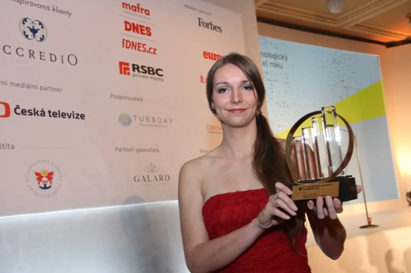 Tereza Jurečková jako vítězka kategorie Společensky prospěšný podnikatel roku.