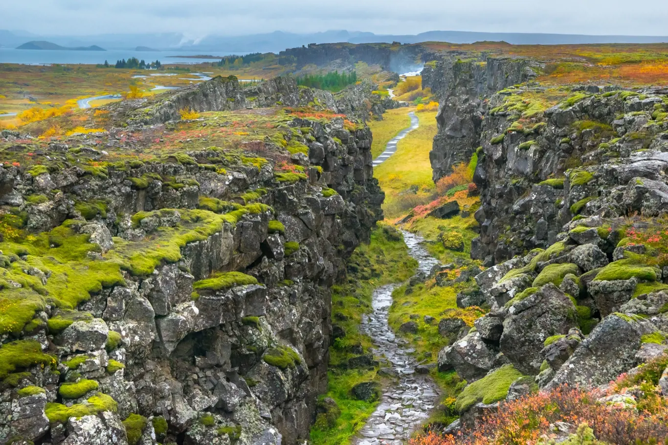 Euroasijská a severoamerická tektonická deska - Národní park Thingvellir - Island. Ilustrační foto