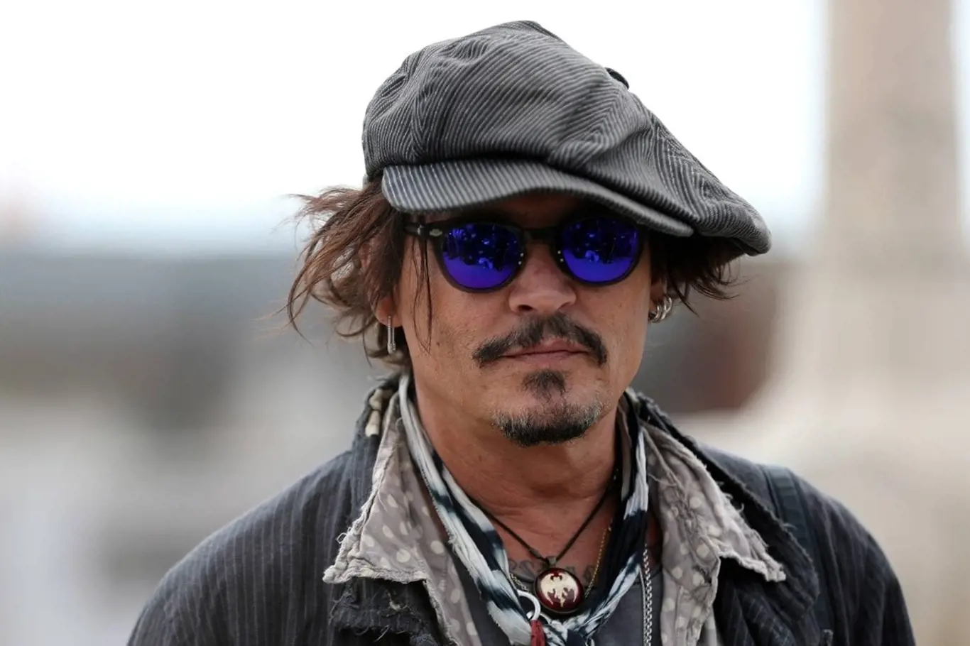 Johnny Depp míří do Karlových Varů