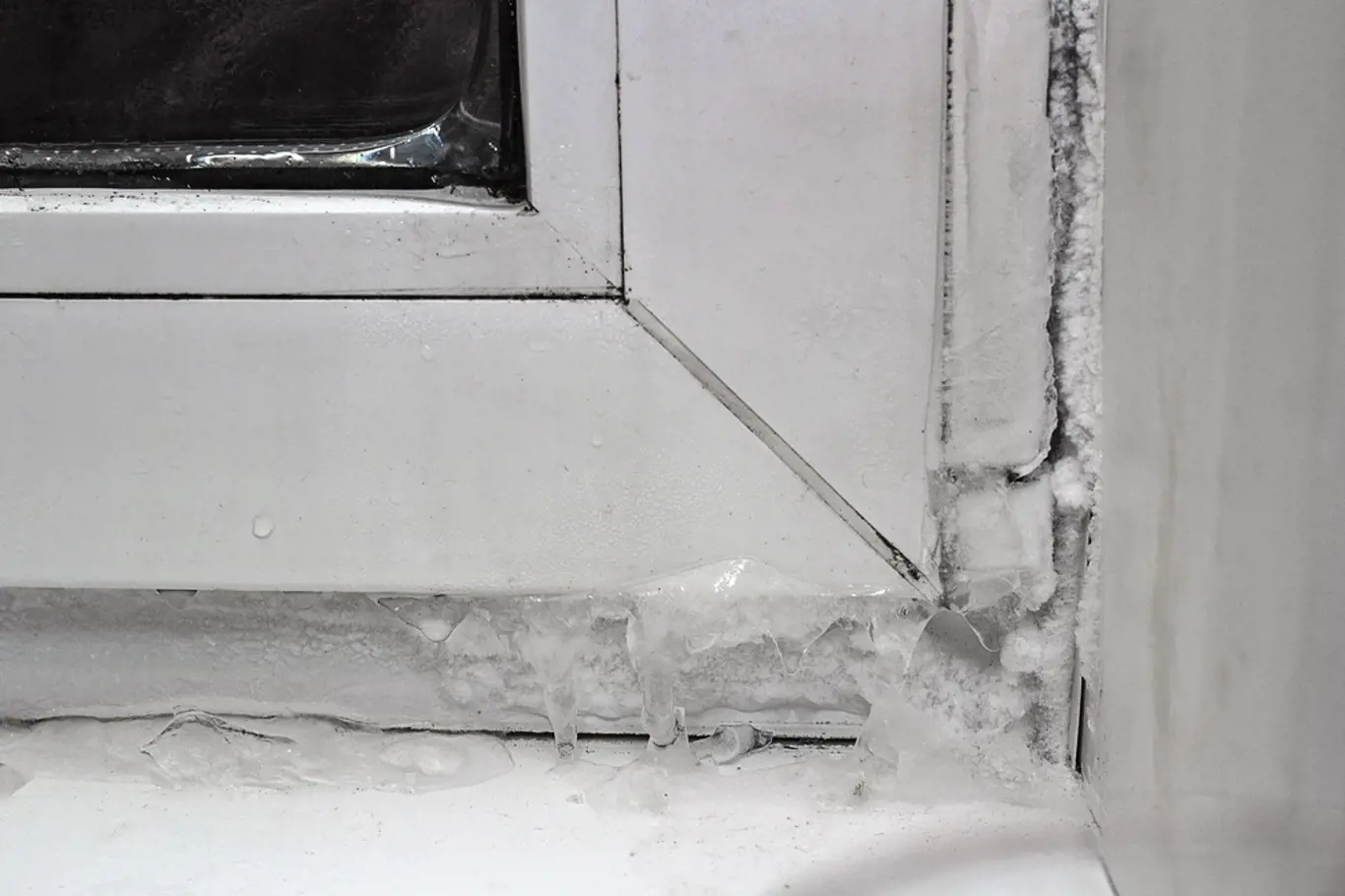 Plastová okna jednoduše nastavte do zimního režimu