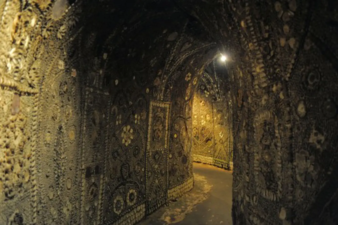 Podzemní jeskyně Shell Grotto v Margate