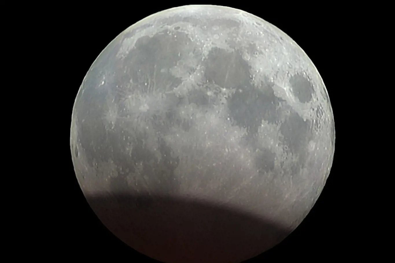 Simulace zatmění Měsíce 7. 8. 2017.