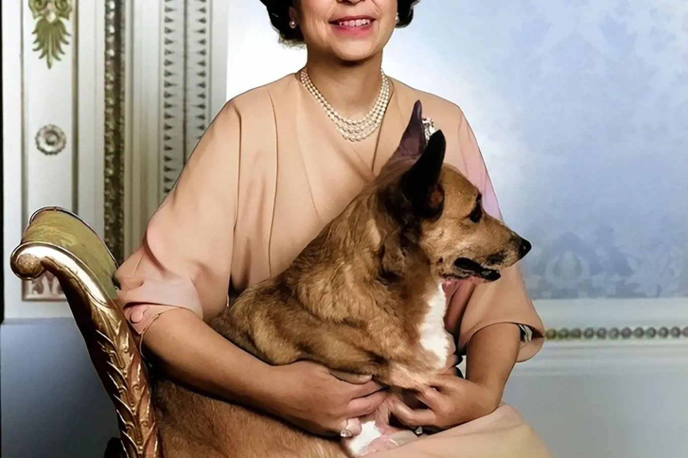 Královna Alžběta a jeden z jejích psů