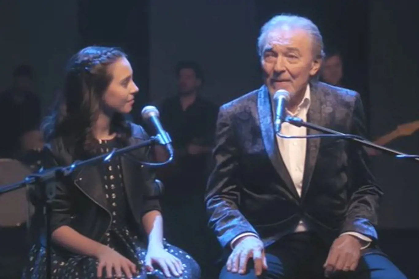 Karel Gott nazpíval s dcerou Charlottou překrásný duet