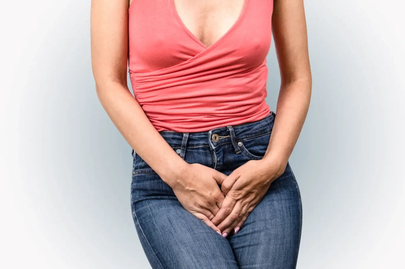Inkontinence, samovolný únik moči, postihuje ve větší míře ženy.
