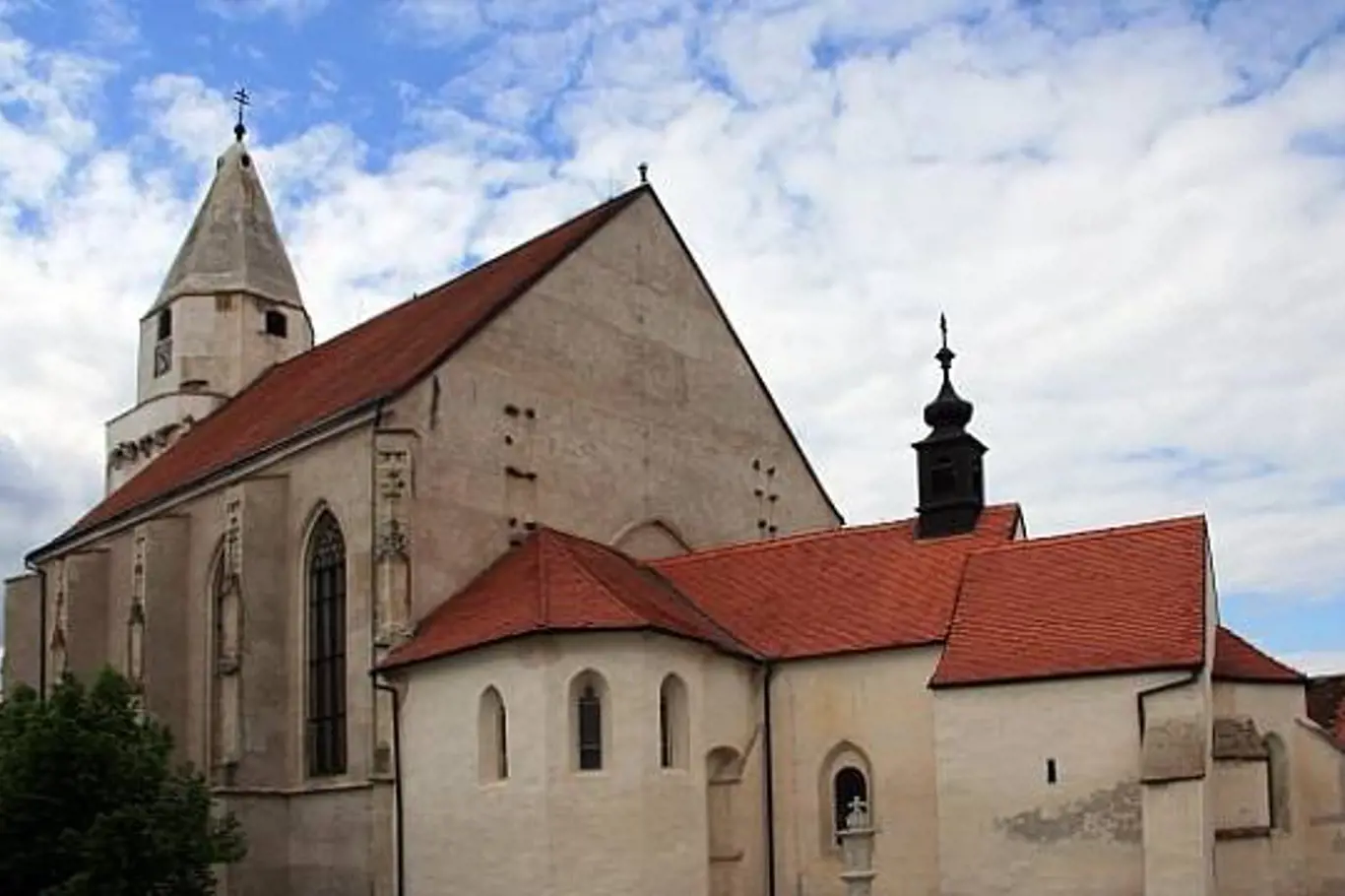 Kostel v Hnanicích: je nejoriginálnější sakrální stavbou v Česku