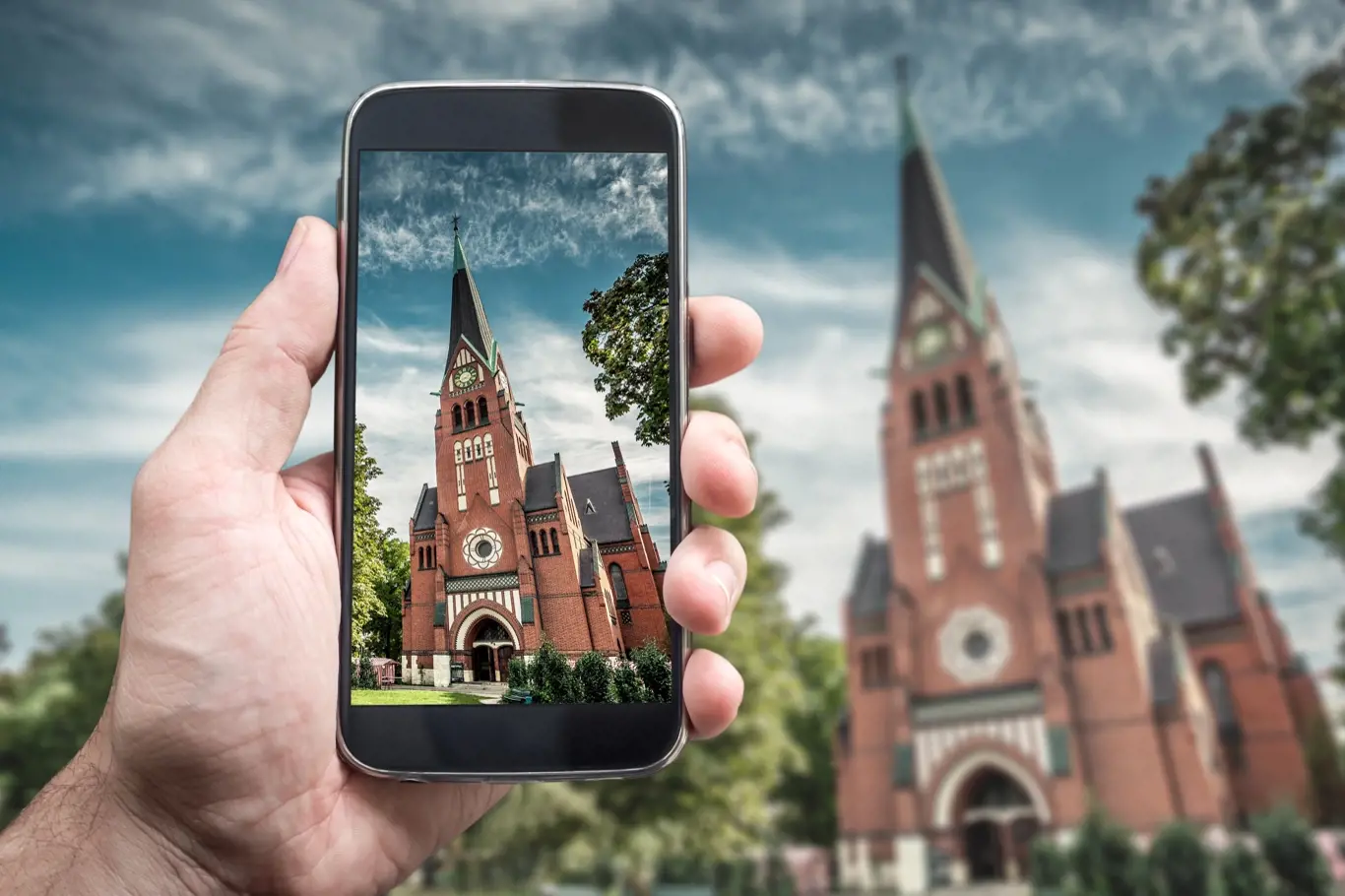 Mobilní aplikace nahrazují klasické mše v kostelech