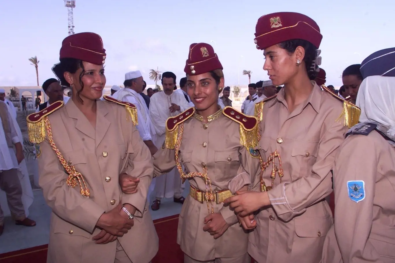 Ochranky Muammara Kaddafího vypadala jako skupina kandidátek na Miss World
