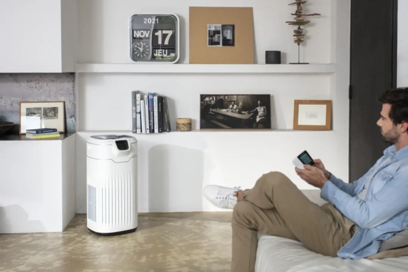 Čistička vzduchu Rowenta Pure Home (PU8080) dokáže v reálném čase sledovat čistotu vzduchu v jakékoliv místnosti u vás doma, cena 15 499 Kč.