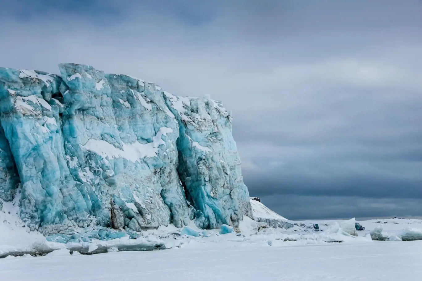 Dobrodružství - Souostroví Špicberky: Severnímu pólu na dohled