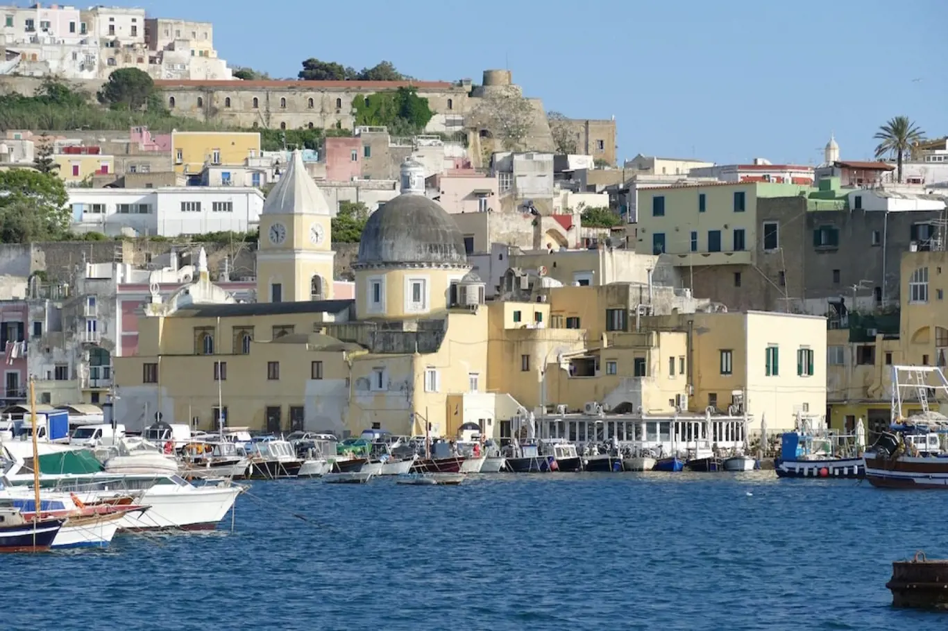 Poznání - Pekelné ostrovy Itálie, kde si v moři uvaříte vajíčka