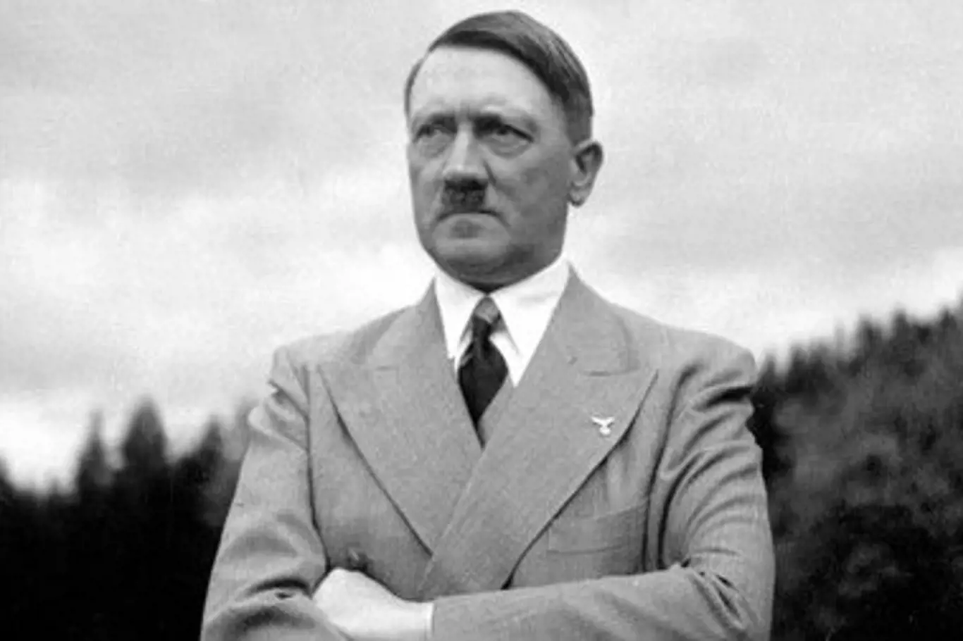 Za 17 let se na titulní stráně Police Gazette objevil Adolf Hitler sedmatřicetkrát.