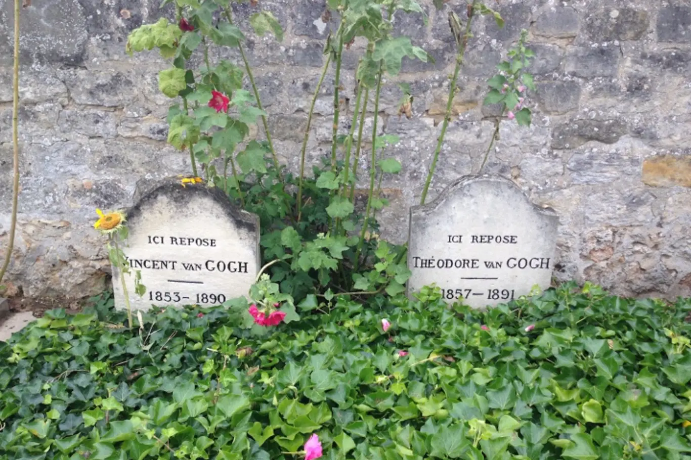 Hrob Vincenta Van Gogha a jeho bratra Théa