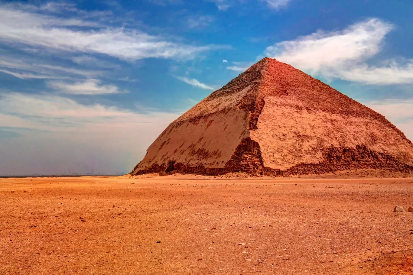 Nakloněná pyramida