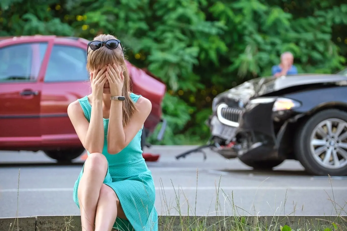 žena nehoda auto