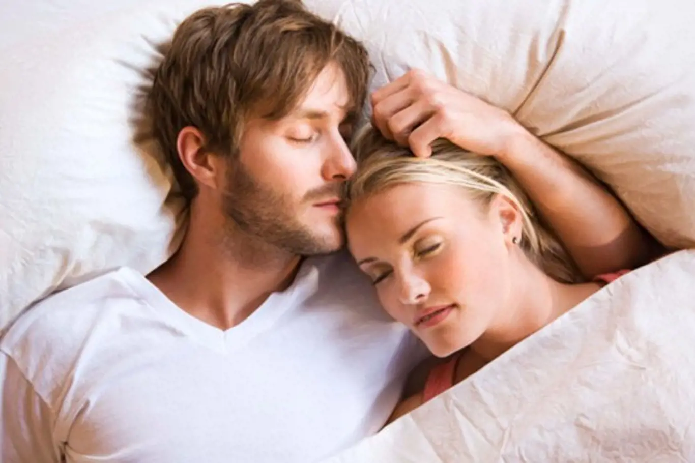 Polohy ve spánku: Podívejte, co prozradí o vašem vztahu