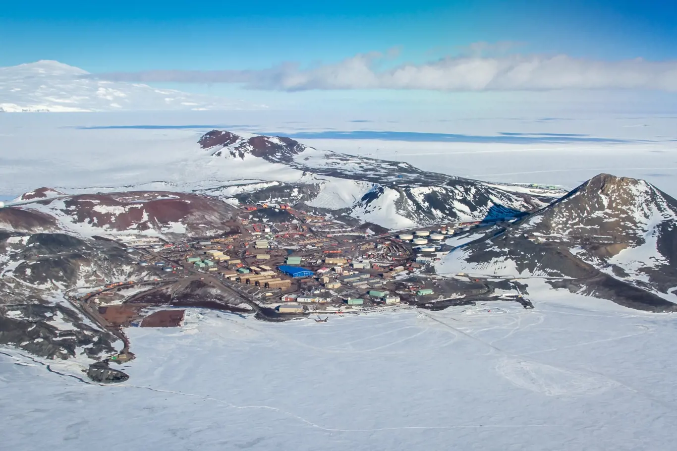 Vulkanologové zkoumají podledové sopky v Antarktidě