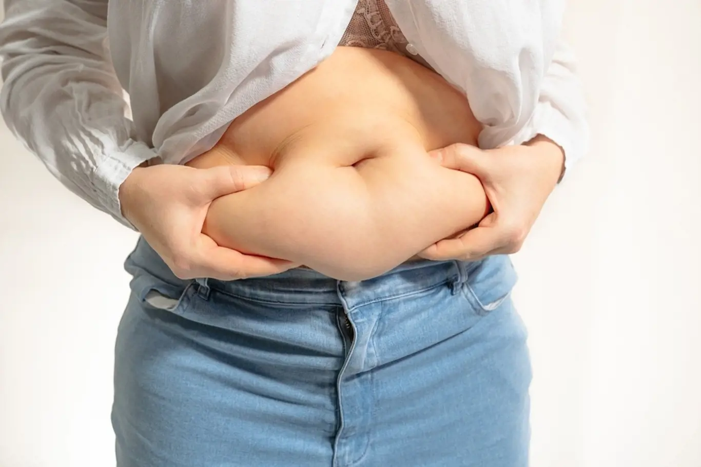 břicho tuk žena