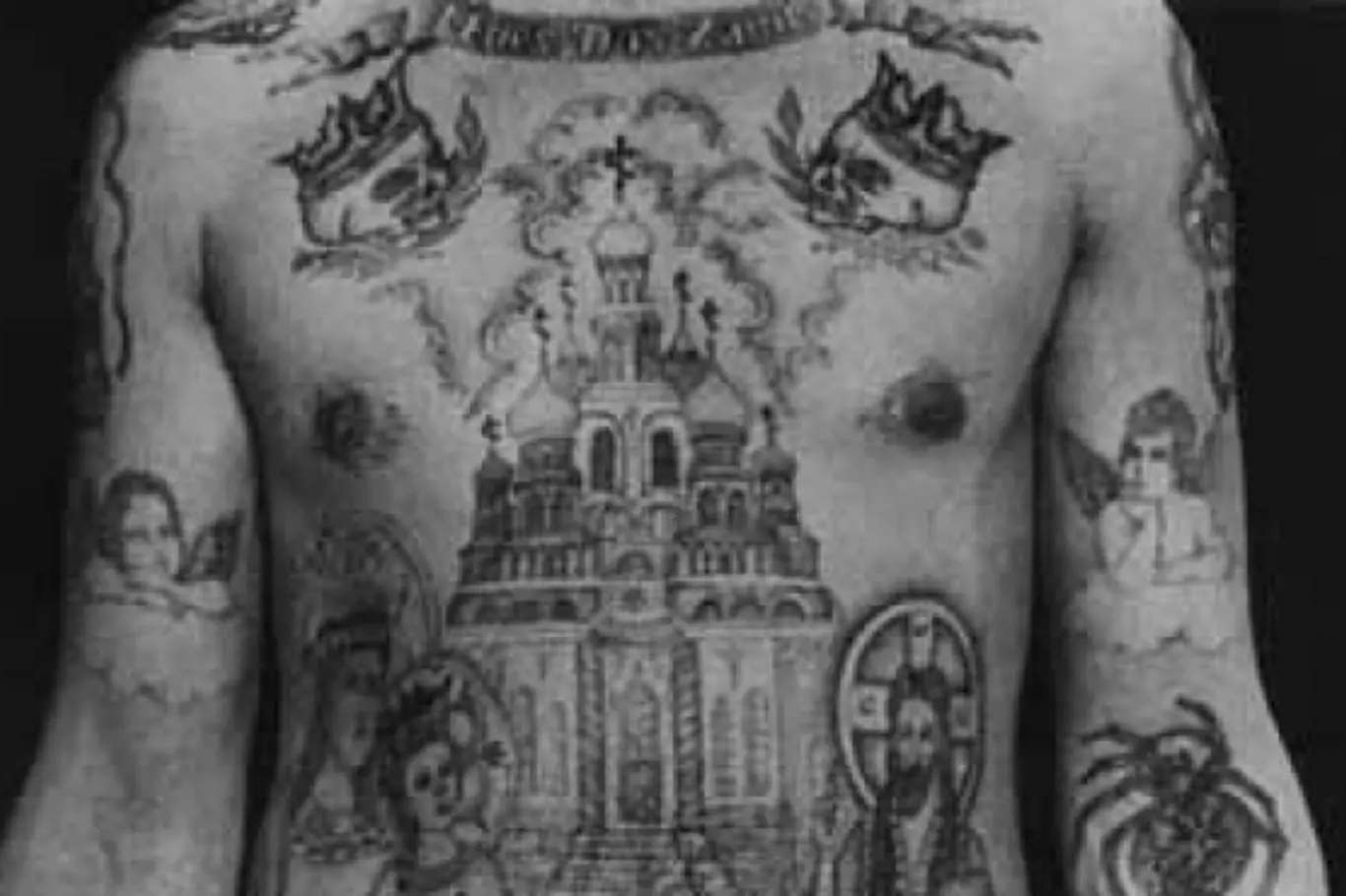 Z tetování ruských kriminálníků vyčtete vše: vraha, zloděje i pedofila