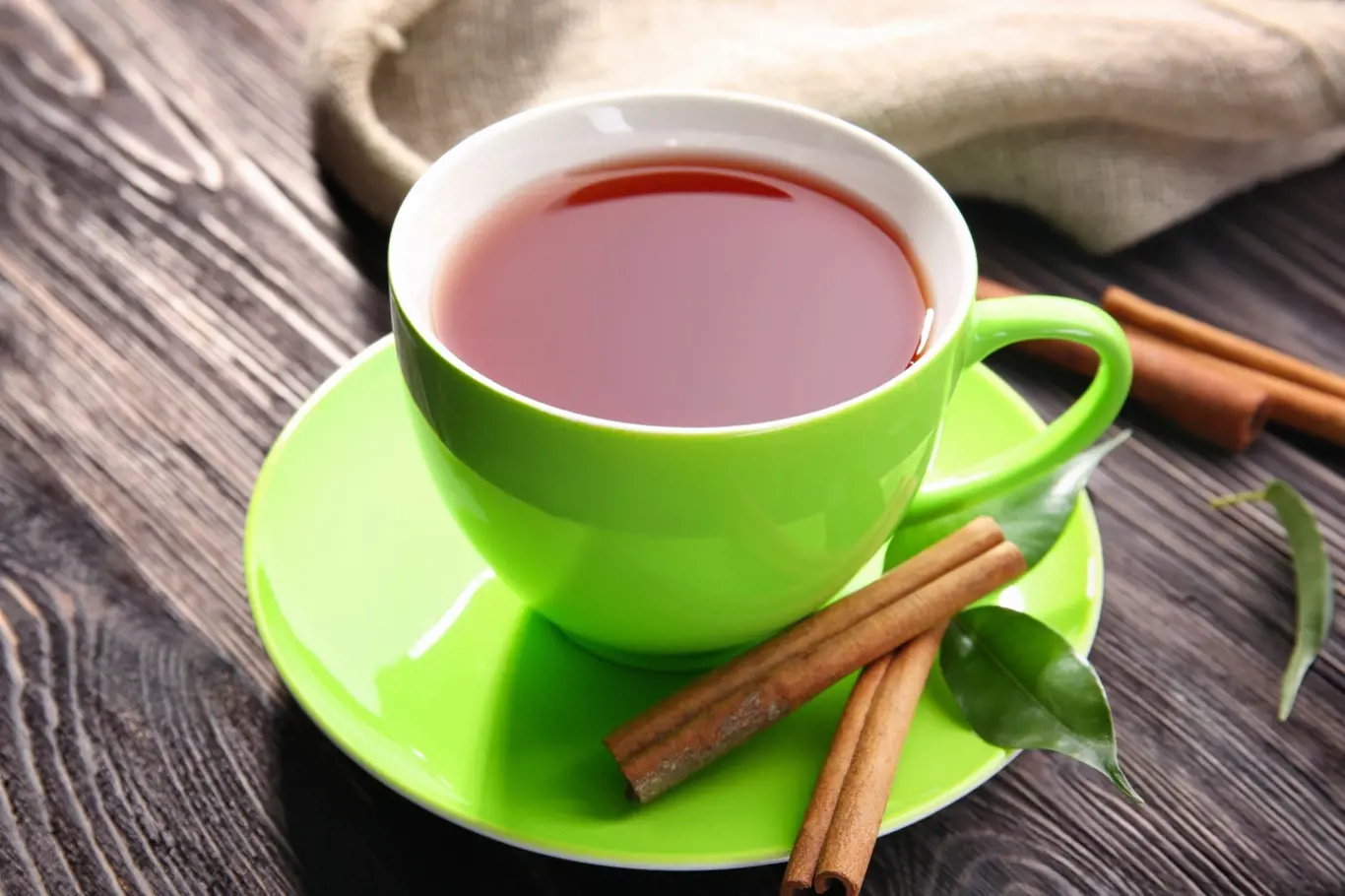 Vyzkušejte lahodný skořicový čaj. Pomůže vám s hubnutím.