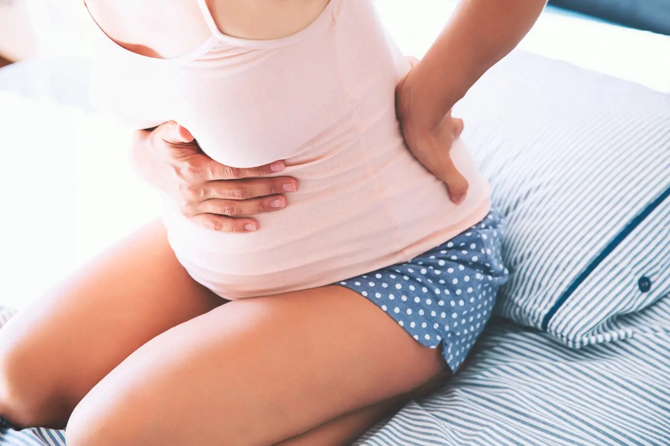 V období blížícímu se porodu dochází také k postupnému zvýšení elasticity vaziva, to usnadňuje porod, ale může způsobit bolestivost kloubů