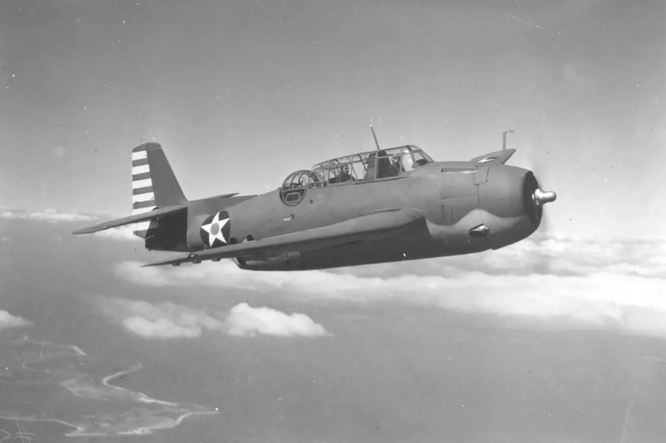 Pět letounů Grumman TBF Avanger se ztratilo během cvičného letu označovaného jako „let 19“.