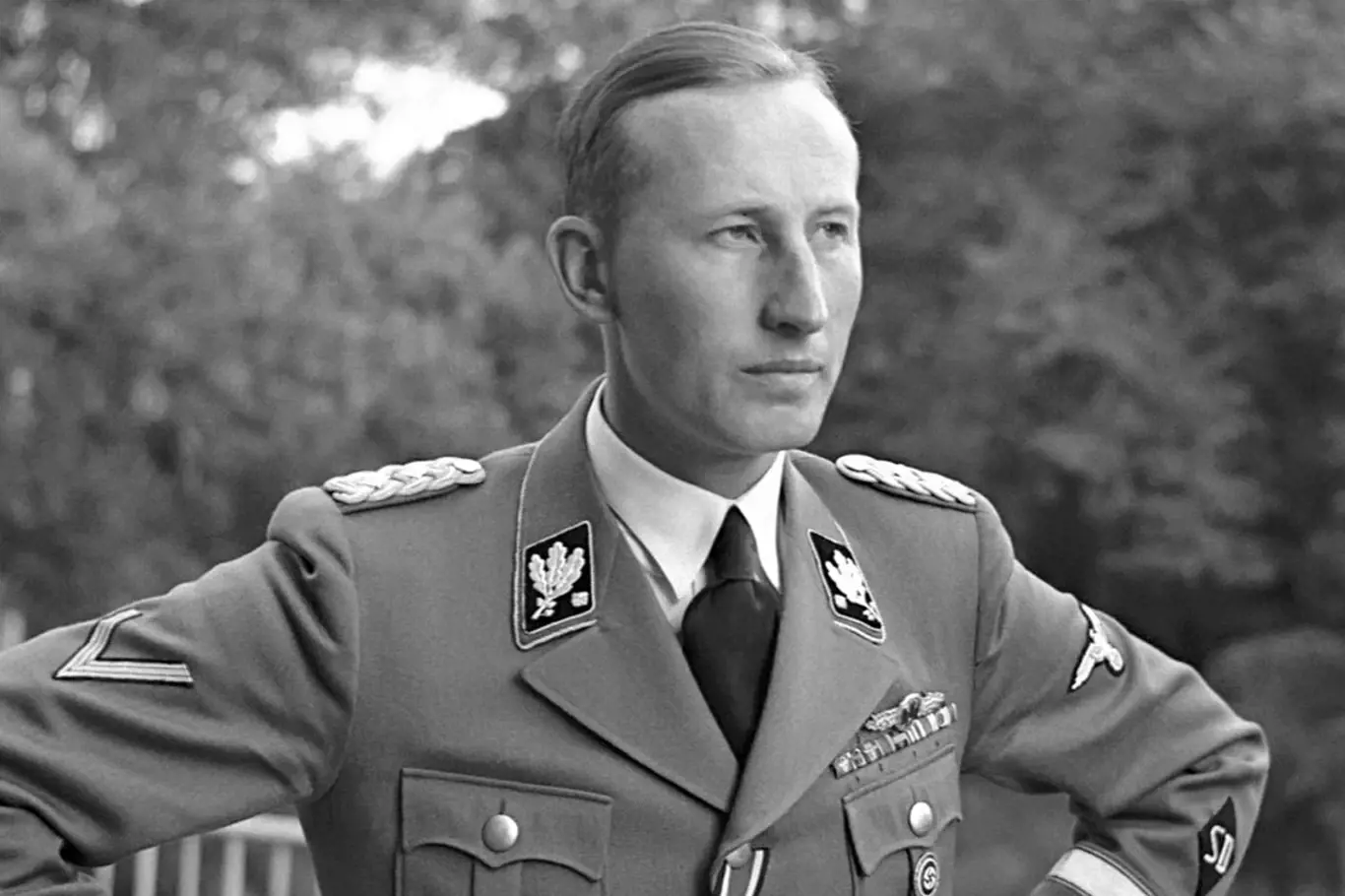 Reinhard Heydrich vypracoval plán konečného řešení české otázky.
