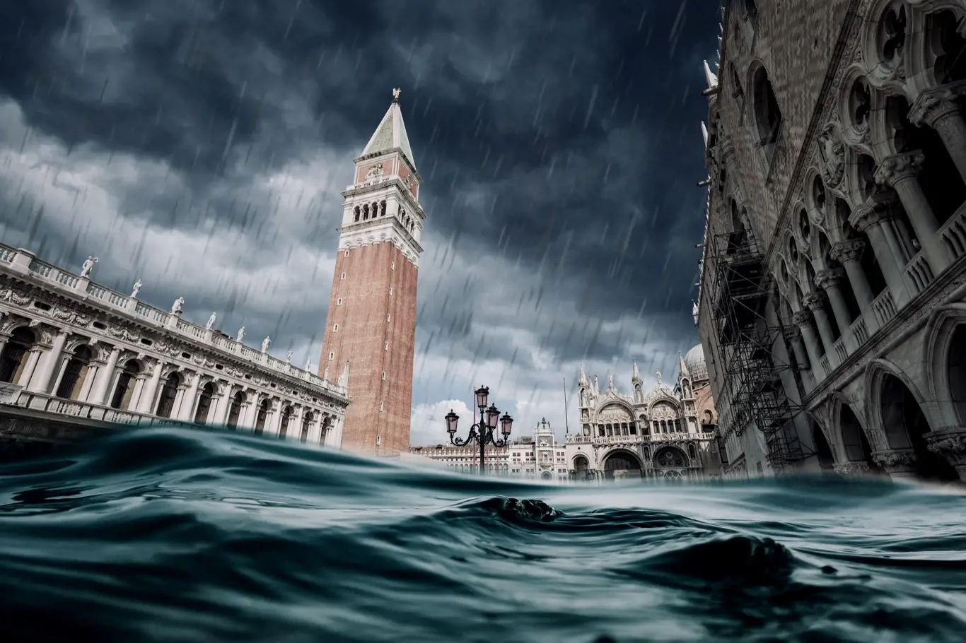 Stoupající hladina moří již nyní postihuje Benátky. Toto ikonické italské město se potýká se silnými záplavami způsobenými klimatickou katastrofou, takže už nyní je město pod vodou.