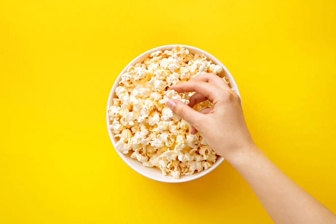 Popcorn je určitě zdravější než chipsy