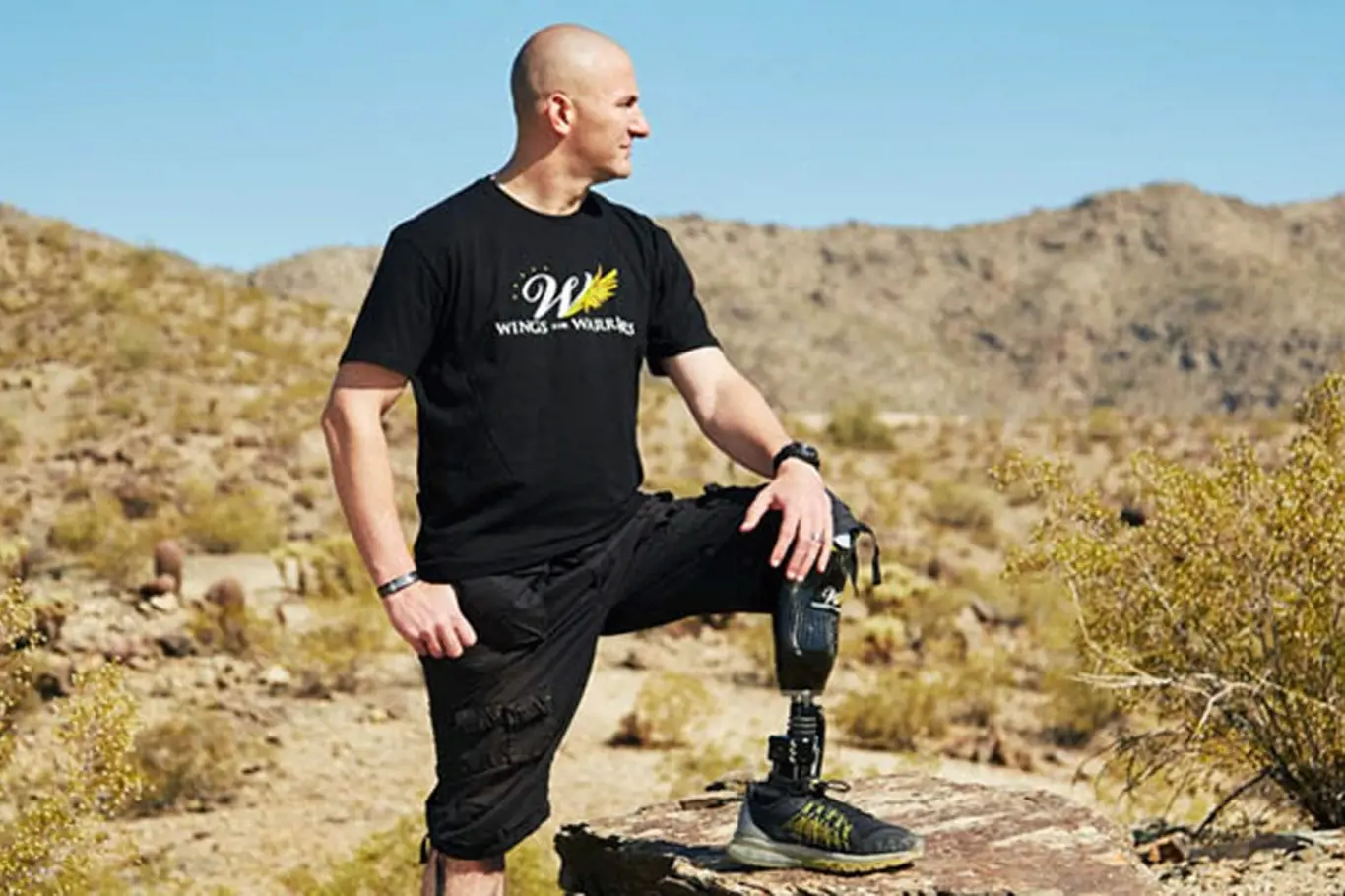 Anthonymu museli lékaři amputovat nohu. On nyní ale pomáhá mnoha jiným vojákům.