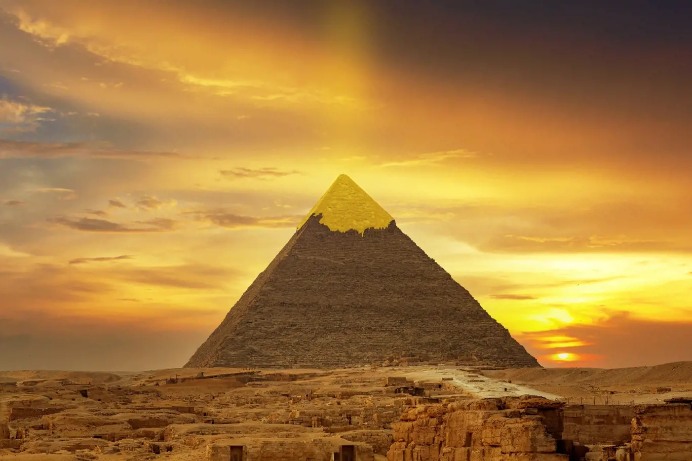 Zdobila kdysi Velkou pyramidu zlatá špička?