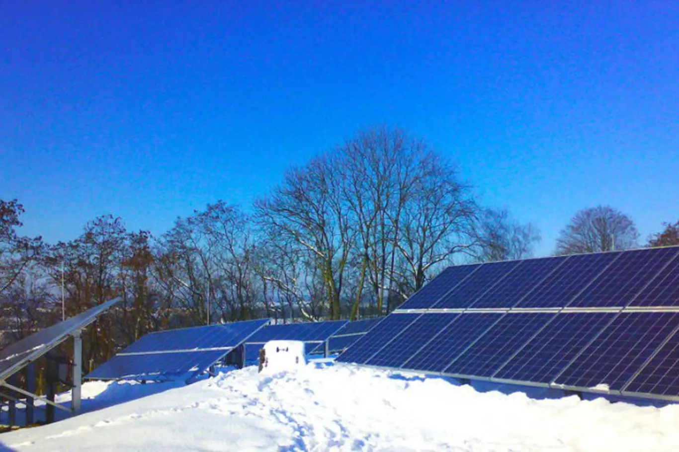 Jedna z fotovoltaik skupiny Photon Energy, nacházející se u Sychrova na Liberecku.