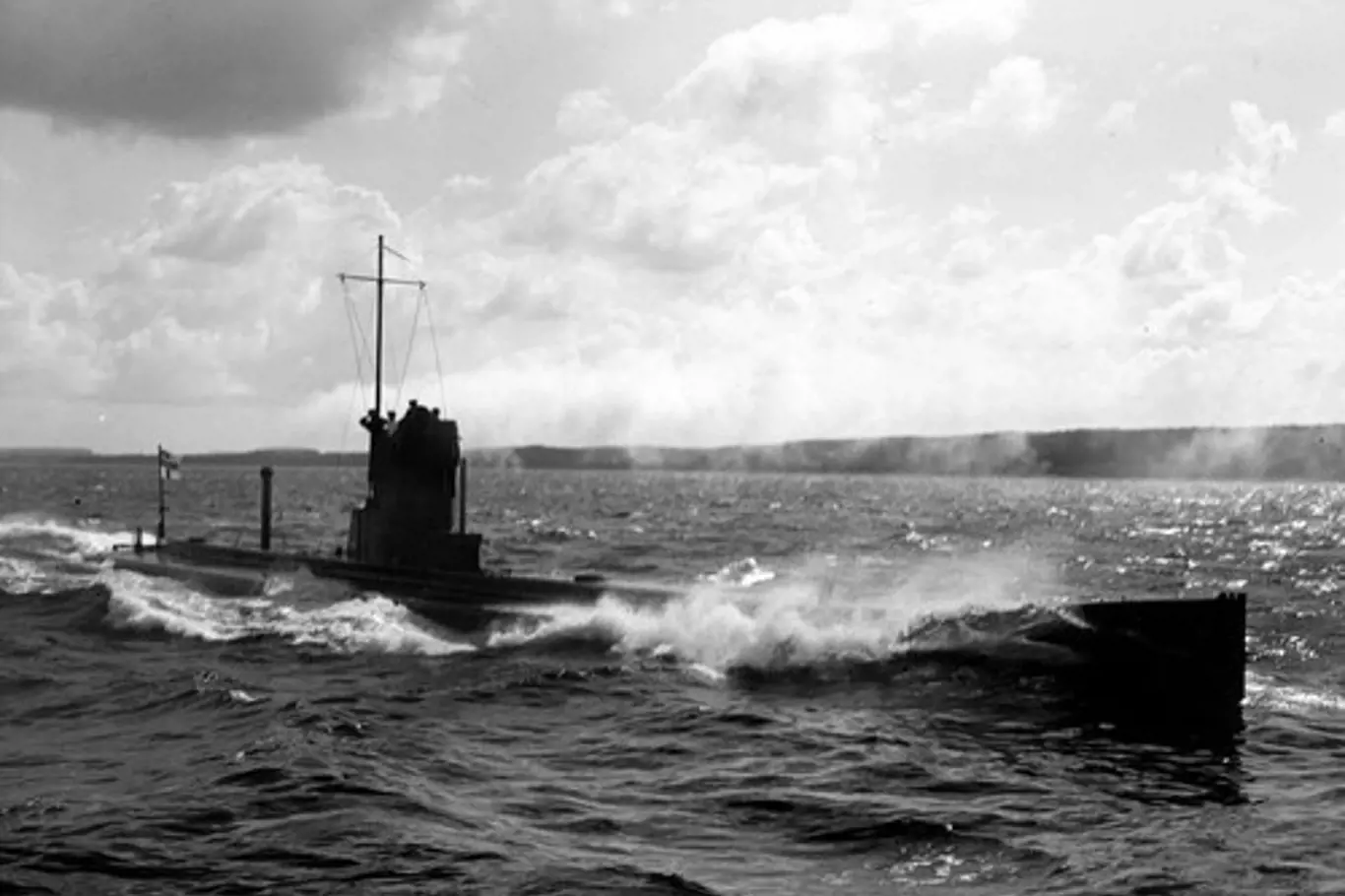 Kaiserliche Marine / Imperial German Navy - Uboot / U-Boot / Submarine SM U 8