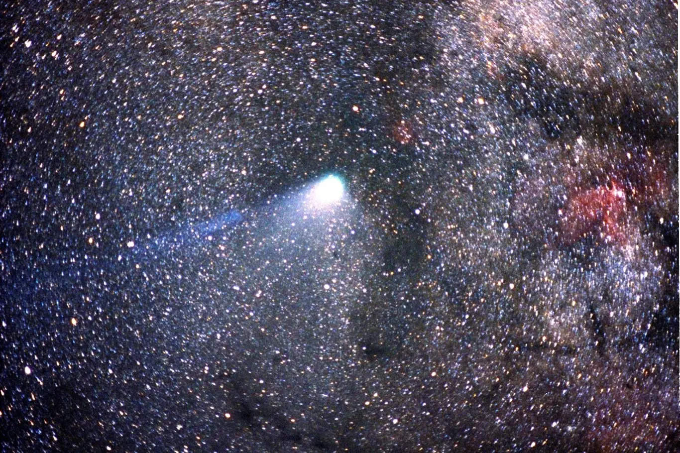 Helleyova kometa. Ilustrační foto.