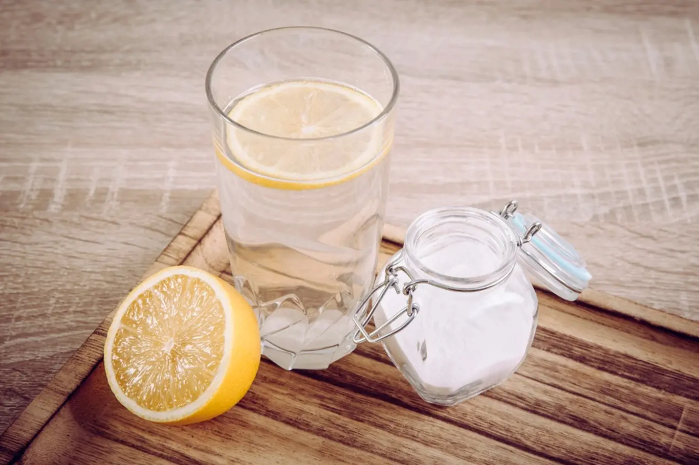 Jedlá soda s citronem je nápomocná našemu zdraví.