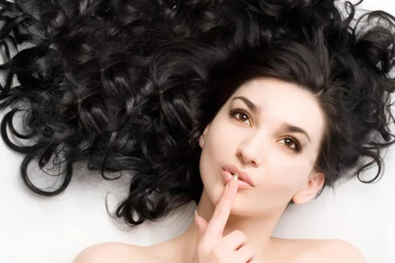 Adventní kalendář: Vyhrajte jeden ze tří balíčků CLINICAL Hair&Health