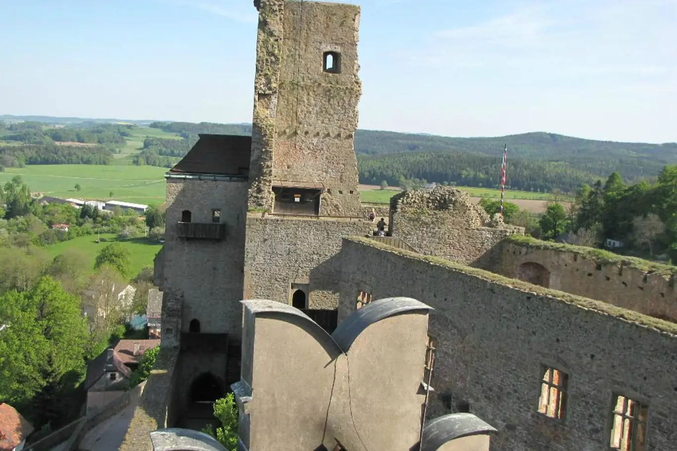 <p>Dominantou Lipnice nad Sázavou je hrad ze 14. století </p>
