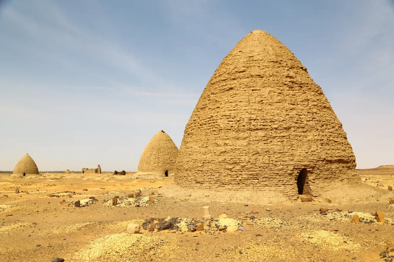 Pyramidy v Súdánu - ilustrační obrázek