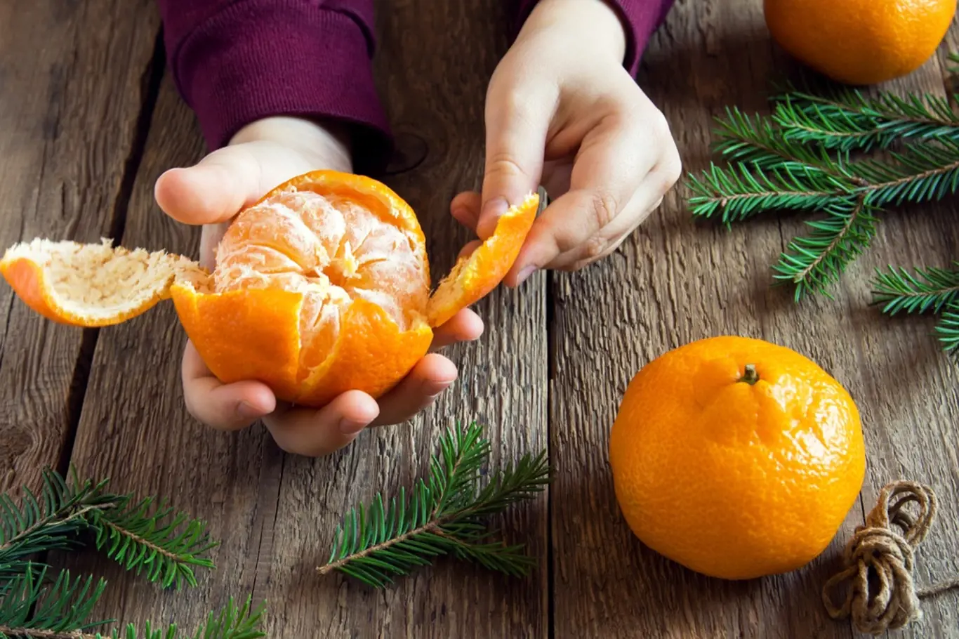 citrus mandarinka kůra ruce