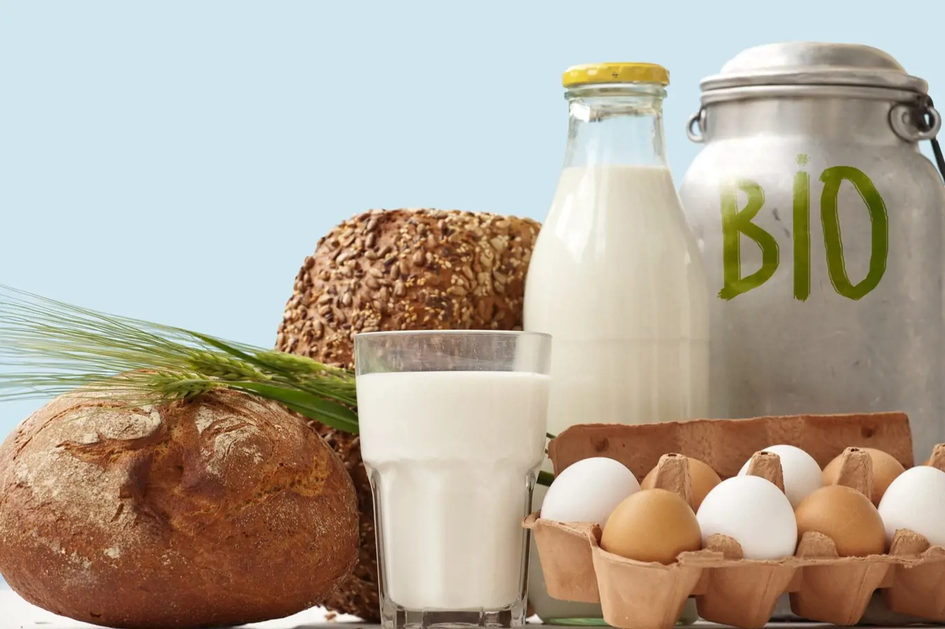 Bio nemusí být vždy zdravější volbou. V biopotravinách se můžou objevit plísně. S klidnou hlavou můžete kupovat maso, mléčné výrobky a vajíčka.