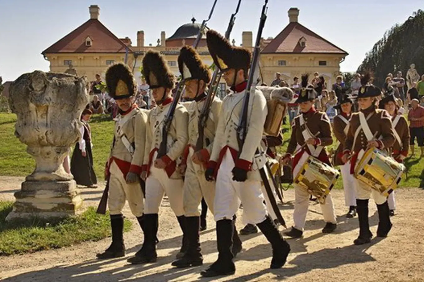 Kam na víkend: Napoleonské hry, veteráni a historické slavnosti