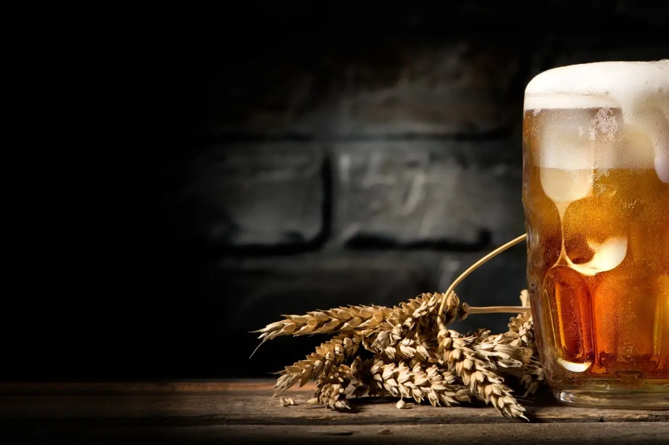 Pivo je nejen národním nápojem Čechů, ale i skvělým pomocníkem v domácnosti či pro udržení krásy