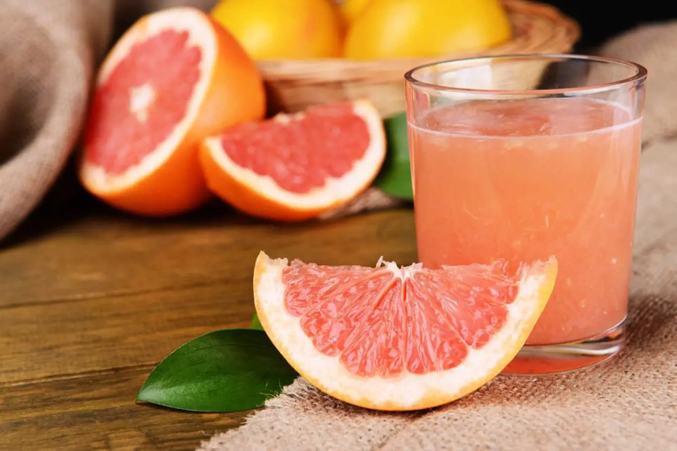 Grapefruit a šťáva z něj zdraví prospívá, pozor však na nežádoucí interakce s léky