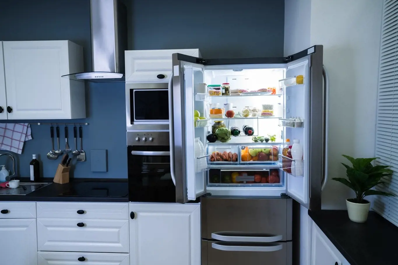 Kam správně umístit ledničku?