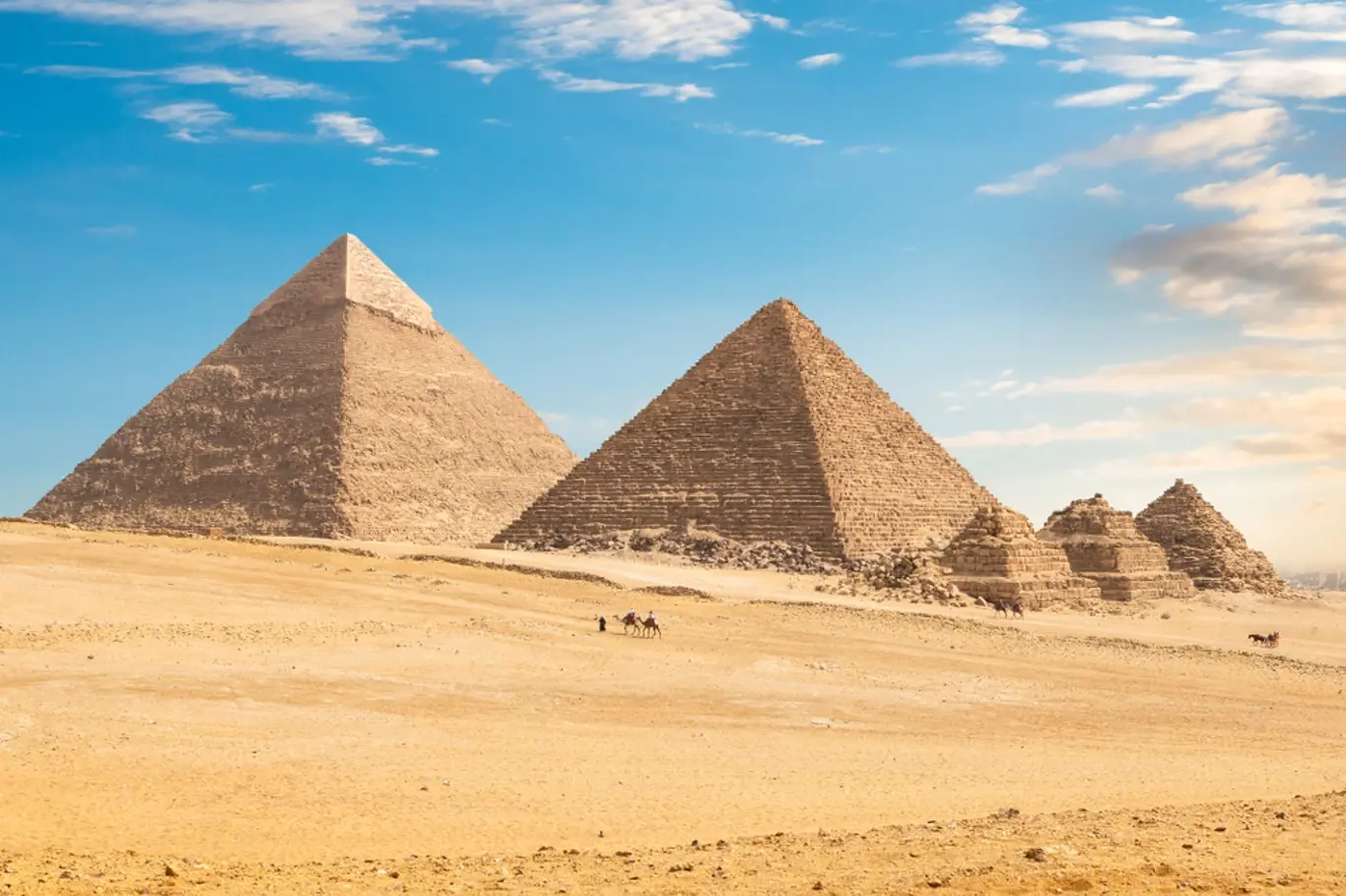Pyramidy v Gíze - byly vybudovány pomocí systému ramp?
