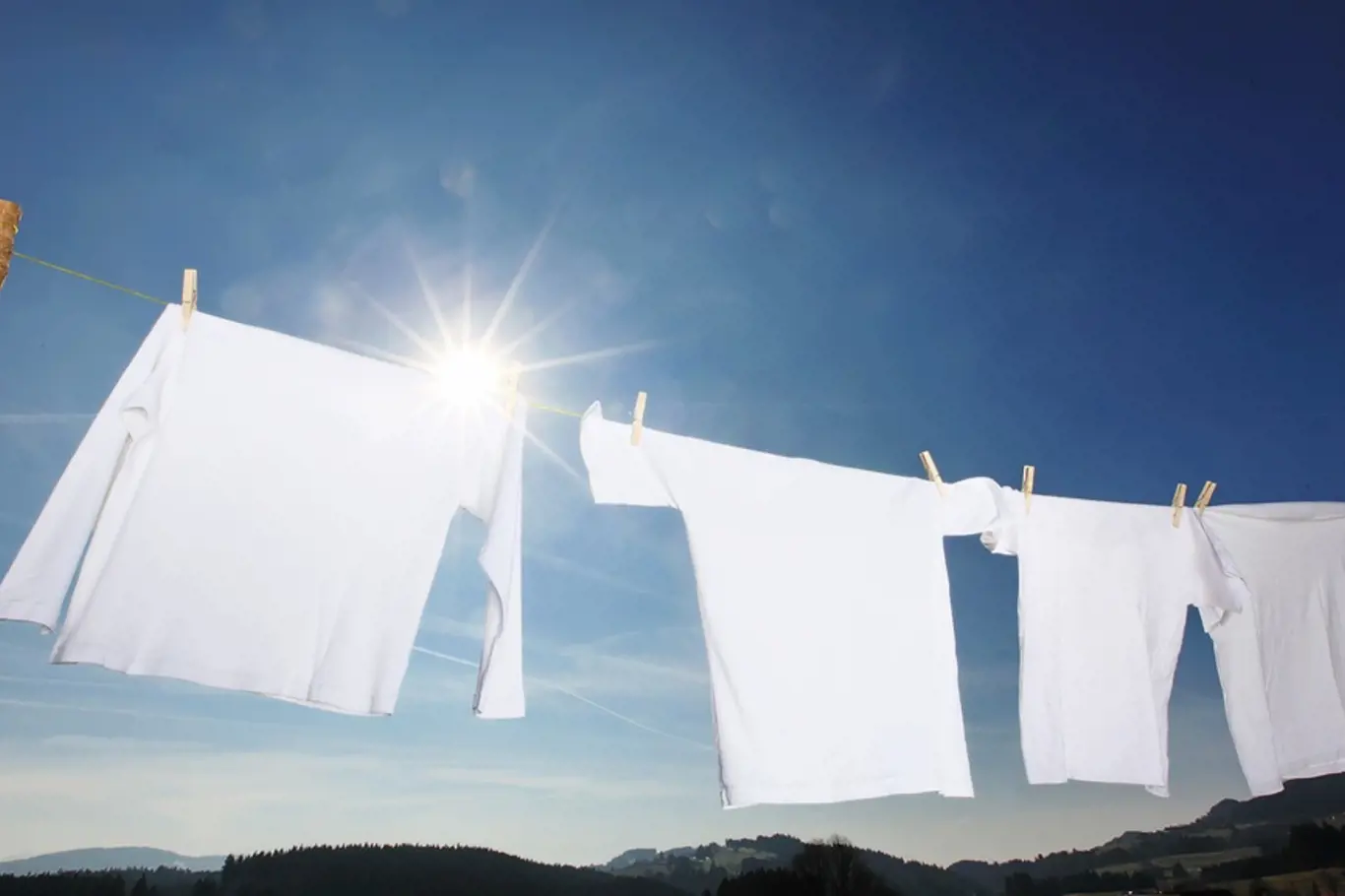 bílé prádlo