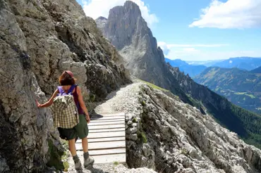 Video dne: Monumentální Dolomity vás nenechají klidnými!  Zajeďte sem v létě místo moře!