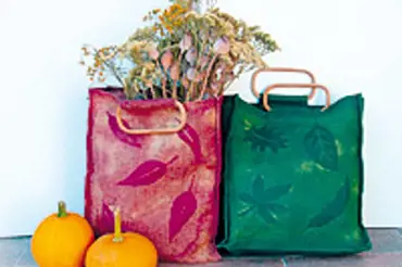 Vyrobte krásnou tašku s motivem podzimního listí