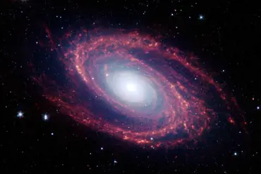 Webbův teleskop zachytil děsivou kostru galaxie. Podívejte na obří fialový vír