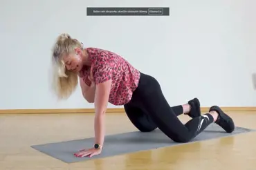 Video: Zhubněte s cvičením na 10 minut. Bez pomůcek, jen s podložkou